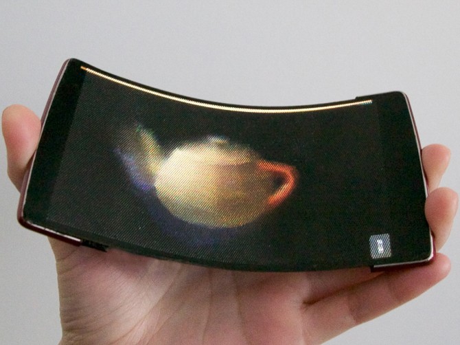 HoloFlex - smartphone 3D uốn dẻo đầu tiên trên thế giới ảnh 1