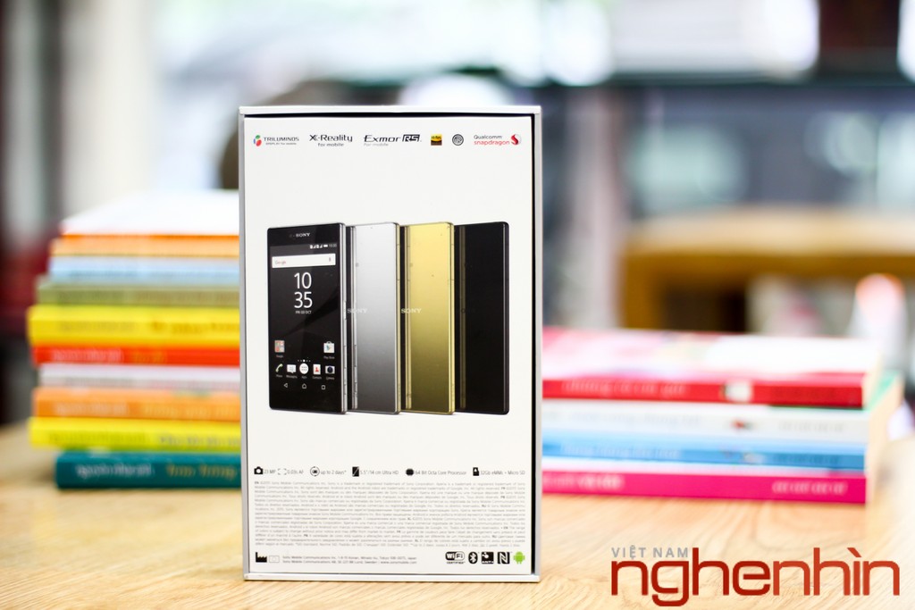 Khui hộp Xperia Z5 Premium màn 4K vừa về Việt Nam giá từ 17 triệu  ảnh 3