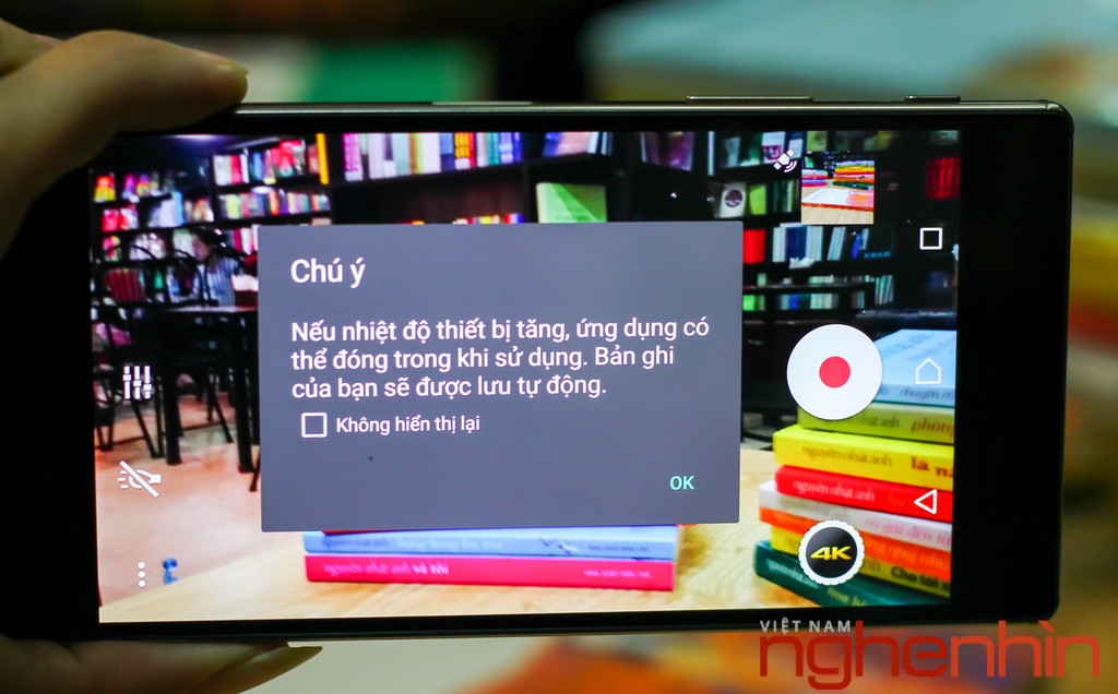 Khui hộp Xperia Z5 Premium màn 4K vừa về Việt Nam giá từ 17 triệu  ảnh 18