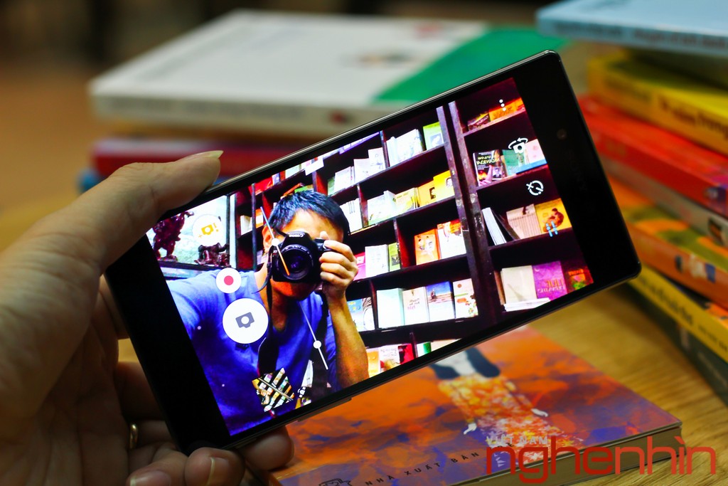 Khui hộp Xperia Z5 Premium màn 4K vừa về Việt Nam giá từ 17 triệu  ảnh 19