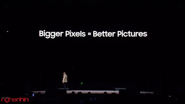 Samsung lại 'dìm hàng' Apple khi ra mắt Galaxy S7 ảnh 1