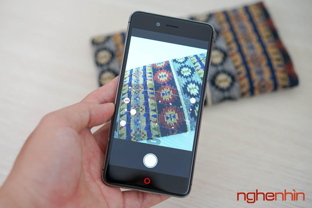 Trên tay Nubia Z11 Mini sắp lên kệ Việt giá 4 triệu ảnh 8