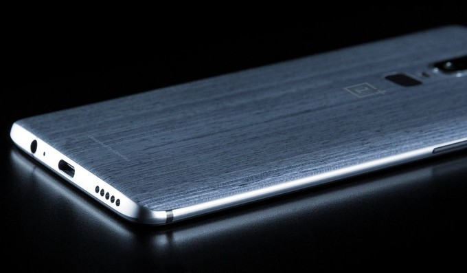 OnePlus 6 lộ ảnh thực tế: vẫn được trang bị jack tai nghe 3,5mm? ảnh 1