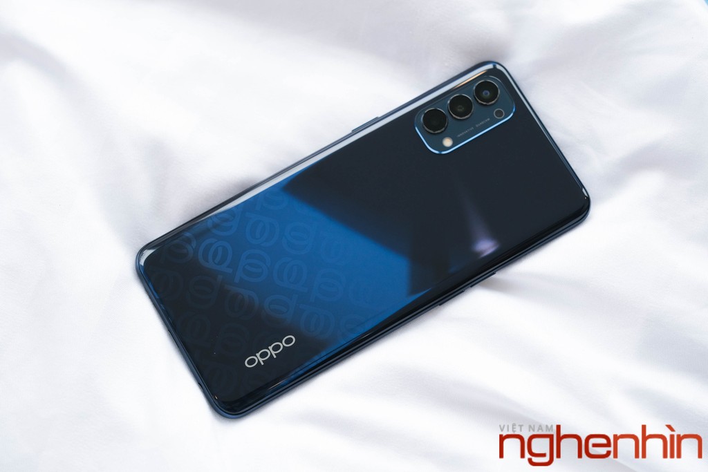 Trên tay Oppo Reno4 - smartphone Sơn Tùng M-TP dùng trong “Có chắc yêu là đây” ảnh 3