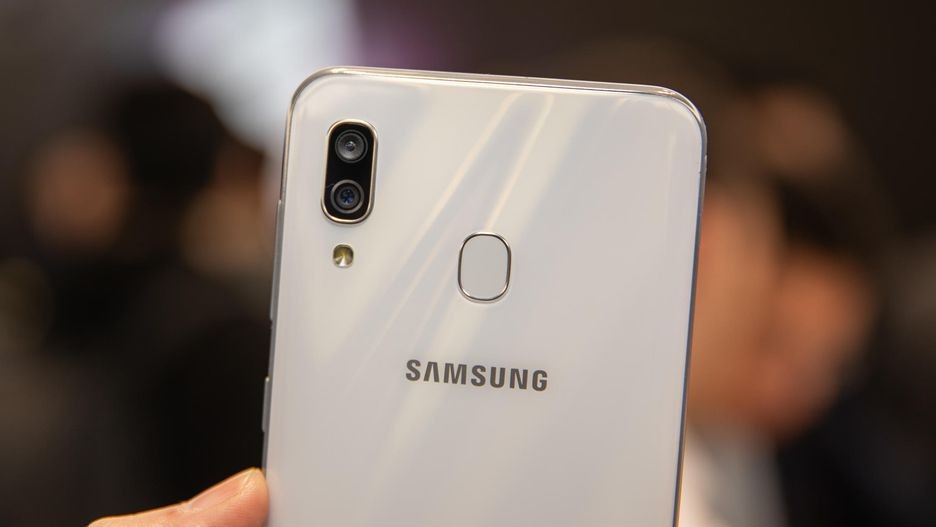 Samsung Galaxy A50, Galaxy A30 ra mắt: camera góc siêu rộng, vân tay trong màn hình ảnh 10
