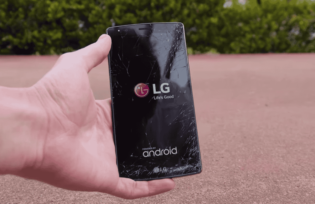 LG G4 rơi vỡ màn, cảm ứng vẫn hoạt động ảnh 1