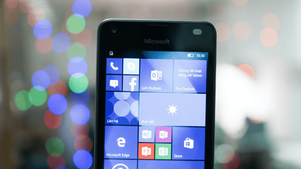 Bộ ảnh smartphone Lumia giá rẻ chạy Windows 10 ảnh 3