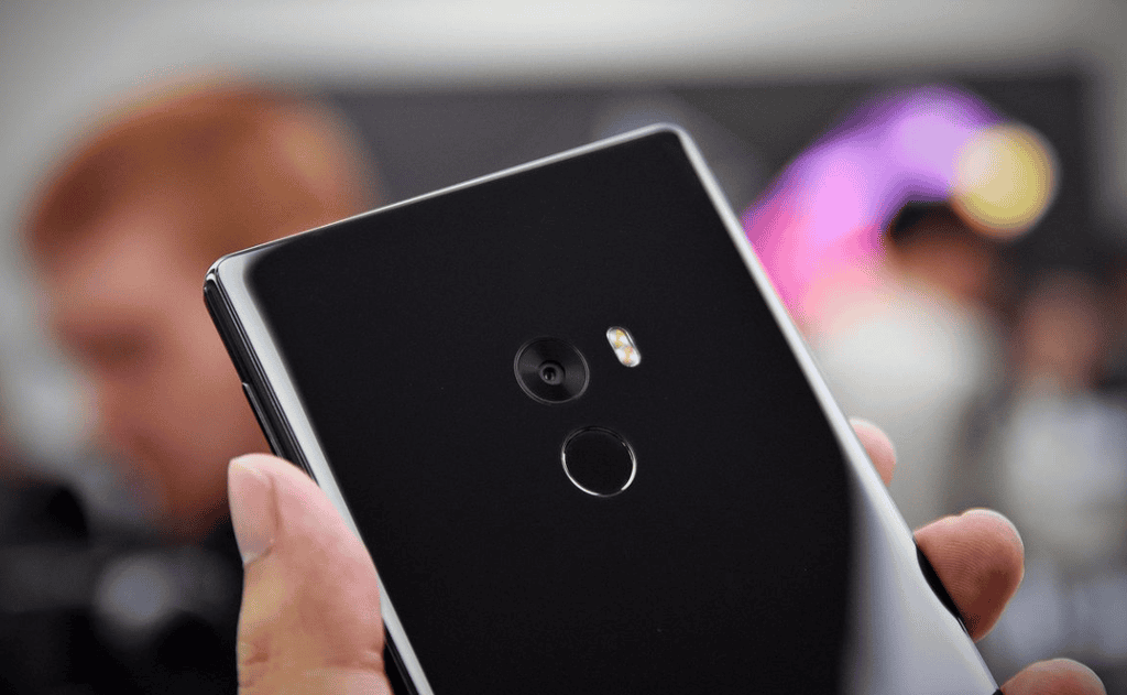 Chạm vuốt Xiaomi Mi MIX - smartphone không viền cực sexy ảnh 8
