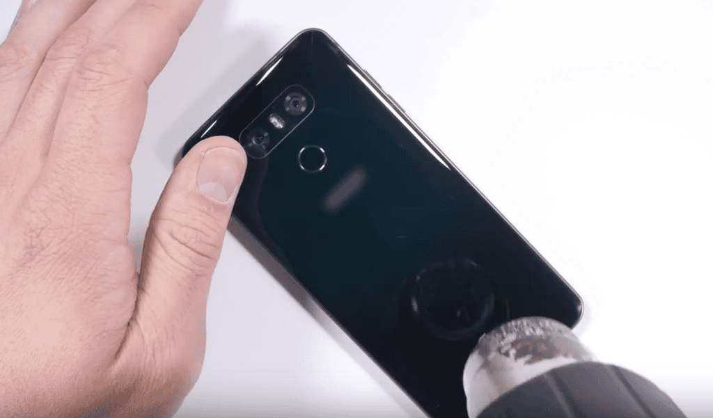 Video 'giải phẫu' và kiểm tra linh kiện flagship LG G6 ảnh 2