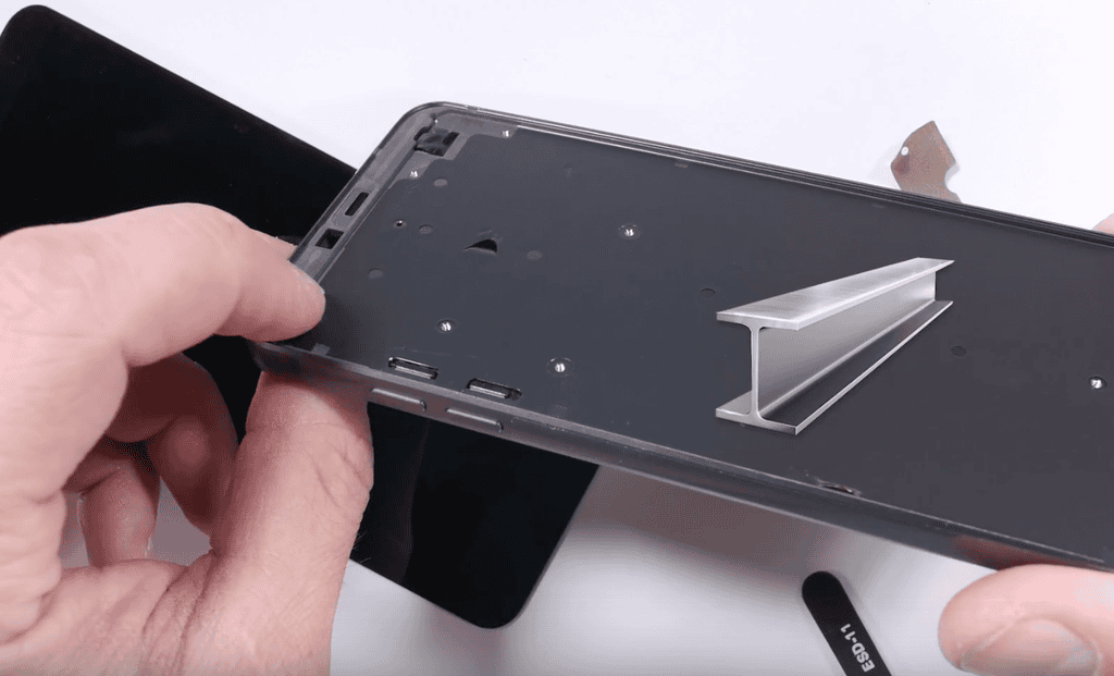 Video 'giải phẫu' và kiểm tra linh kiện flagship LG G6 ảnh 16
