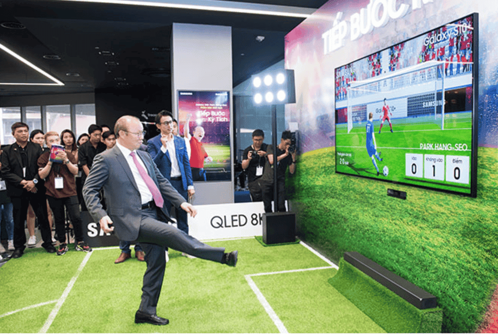Cổ vũ SEA Games 2019: Samsung triển khai ưu đãi 'Thêm 0 Đồng đổi TV to' ảnh 2
