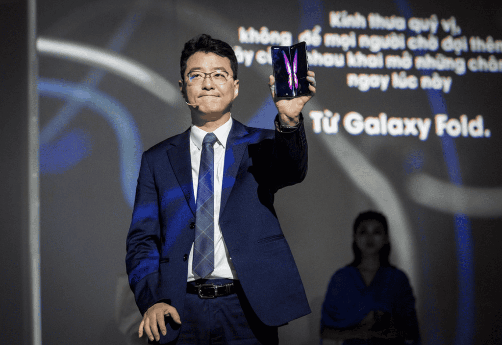 Samsung mở đợt đặt trước Galaxy Fold lần thứ ba tại Việt Nam, số lượng có hạn  ảnh 2