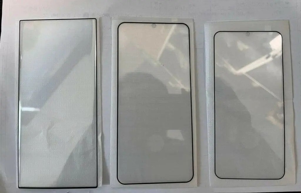 Miếng dán bảo vệ xác nhận kích thước màn hình của Samsung Galaxy S22 ảnh 1