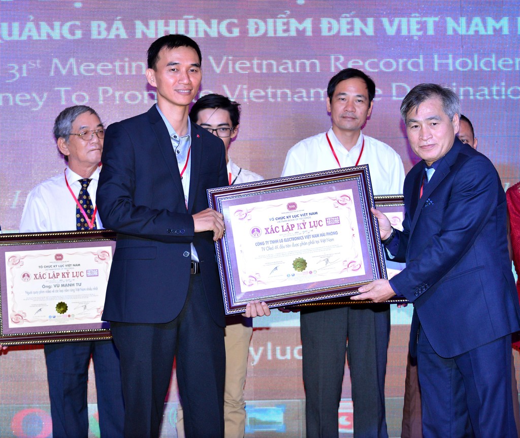 LG lập kỷ lục tại Việt Nam với cặp TV OLED 4K ảnh 1