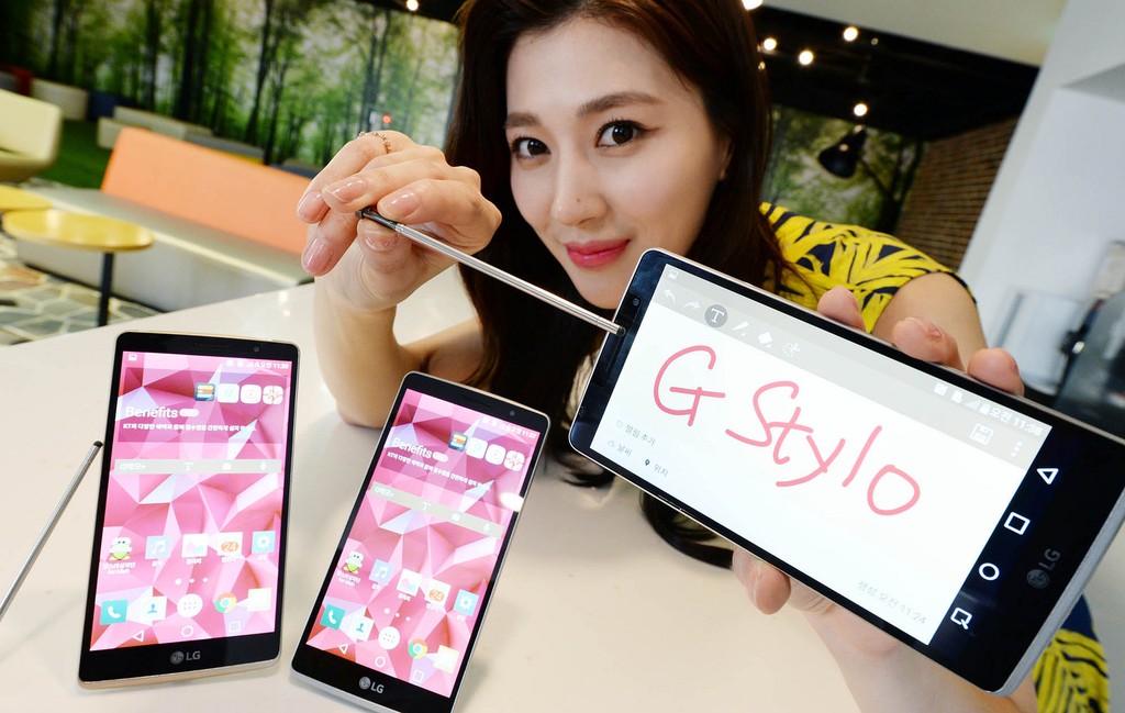 LG ra mắt G Stylo hỗ trợ thẻ nhớ ngoài 2TB ảnh 1