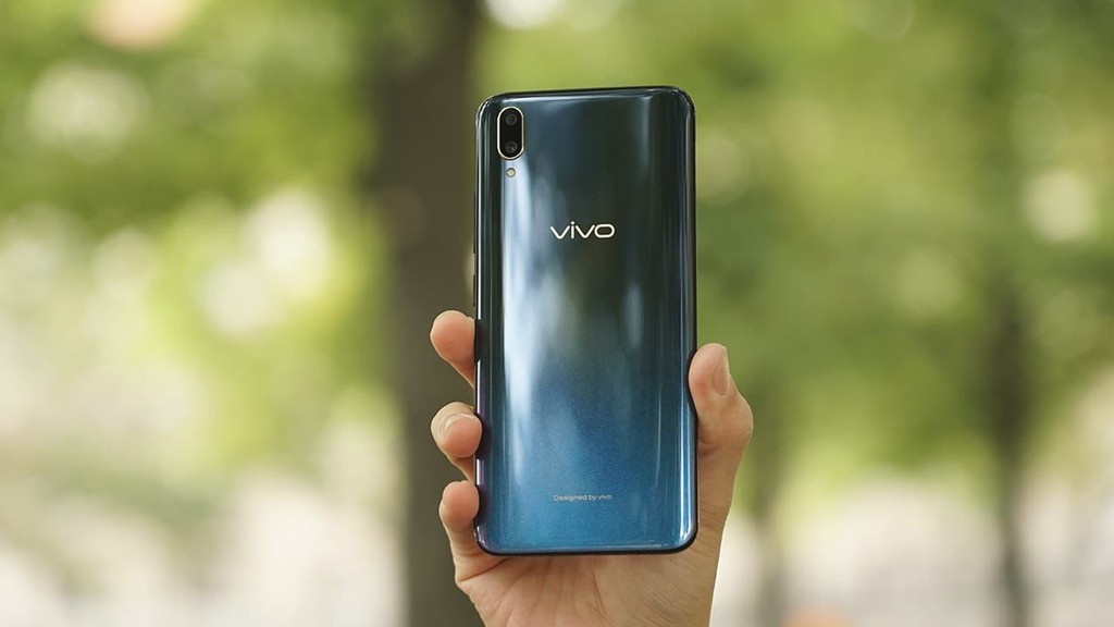 Vivo V11 chính thức: tai thỏ cực nhỏ, 6GB RAM, giá từ 350 USD ảnh 4