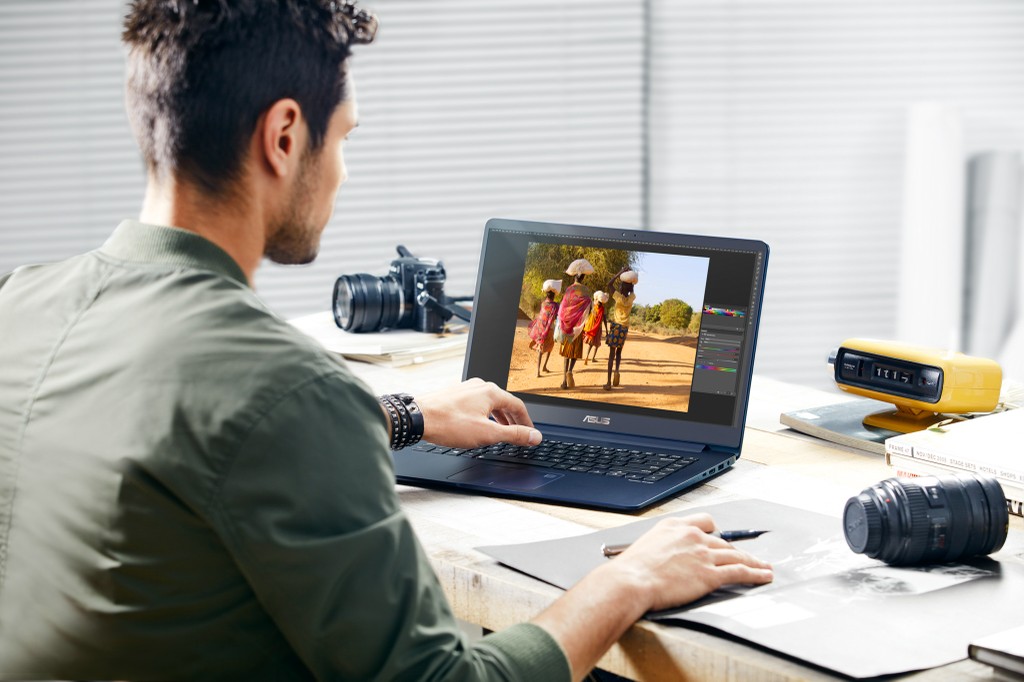 Zenbook UX430 nâng cấp cấu hình, màu mới, giá từ 22,5 triệu ảnh 4