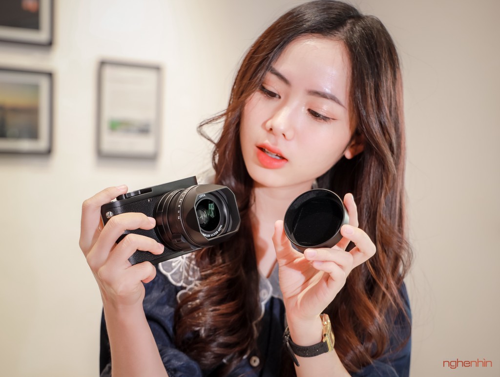 Khui hộp Leica Q2 Monochrom tại Việt Nam giá 155 triệu  ảnh 8