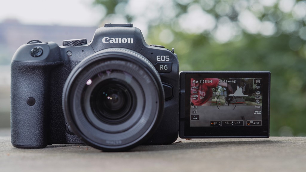 Canon EOS R6, máy ảnh không gương lật tốt nhất của Canon ? ảnh 1