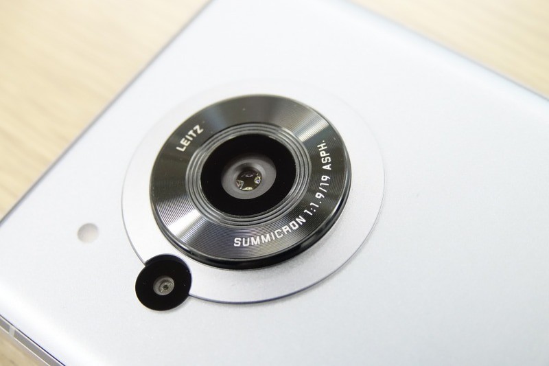 Sharp AQUOS R7 ra mắt: màn hình 240Hz, Snapdragon 8 Gen1, camera Leica ảnh 8