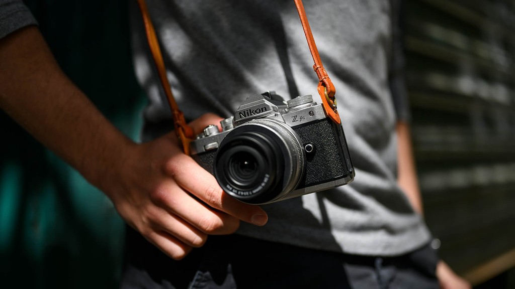 Nikon ra mắt máy ảnh Z fc với thiết kế cổ điển ảnh 1