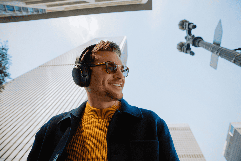 JBL giới thiệu dòng headphone Tour với loạt tai nghe không dây chống ồn mới ảnh 3