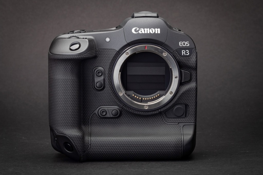 Editors’ Choice 2021: Canon EOS R3 “Máy ảnh mirroless của năm”  ảnh 1