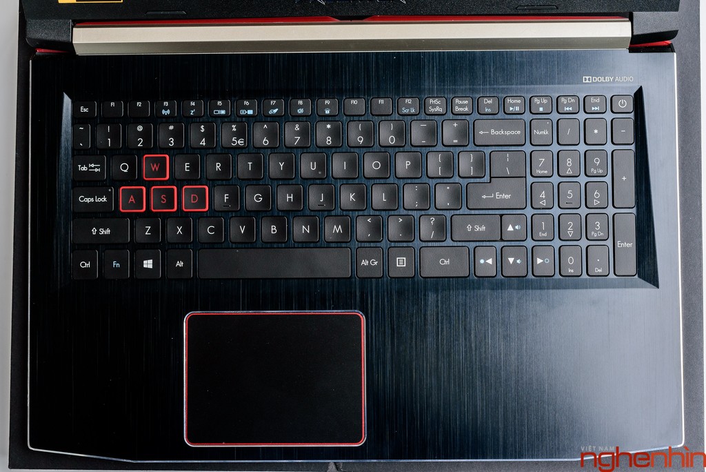 Mở hộp gaming laptop Acer Predator Helios 300: thiết kế cao cấp, hiệu năng tốt, giá 32 triệu ảnh 7