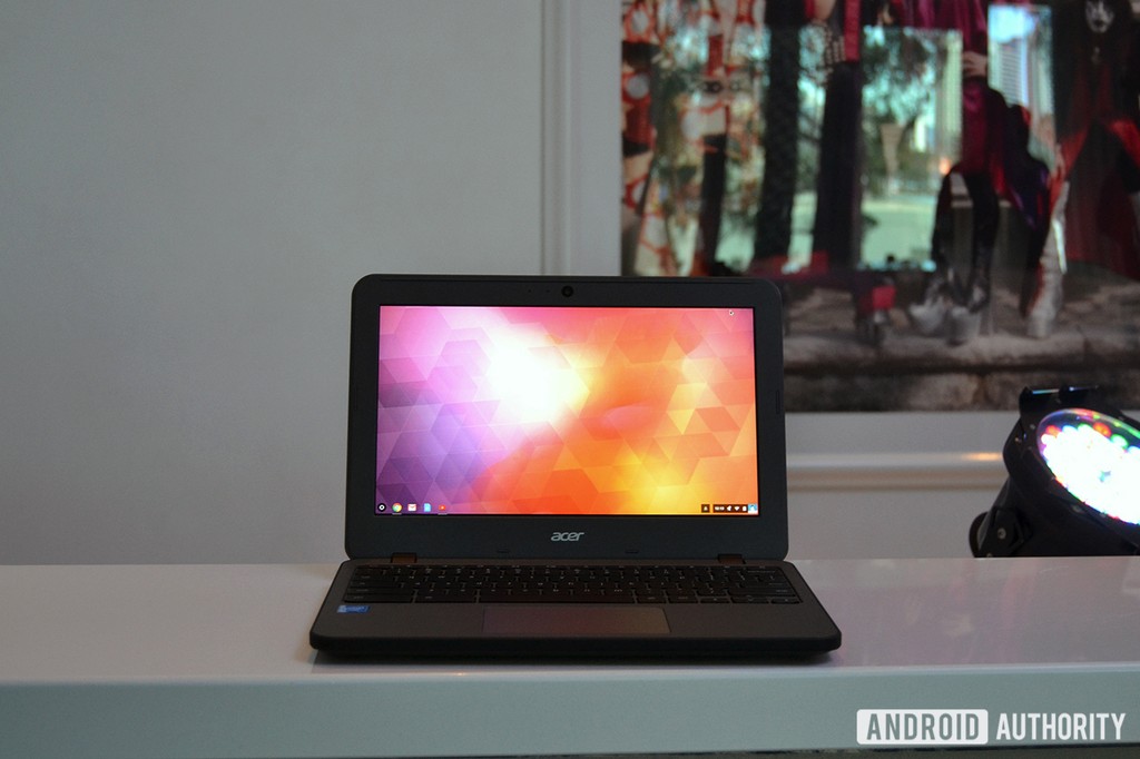 Acer bán laptop siêu bền Chromebook 11 N7 giá 230USD ảnh 1