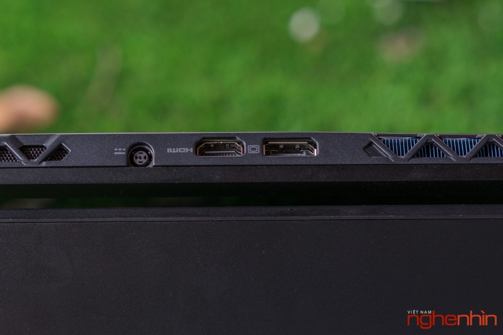 Trên tay Acer Predator Triton 700: gaming laptop chuẩn Max-Q, giá 90 triệu ảnh 8