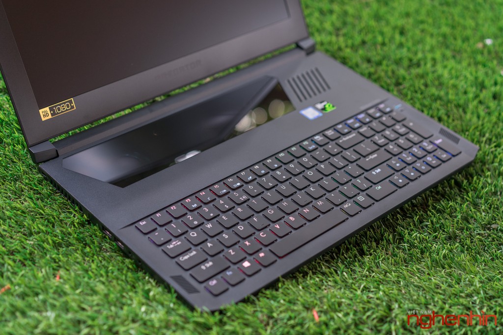 Trên tay Acer Predator Triton 700: gaming laptop chuẩn Max-Q, giá 90 triệu ảnh 9