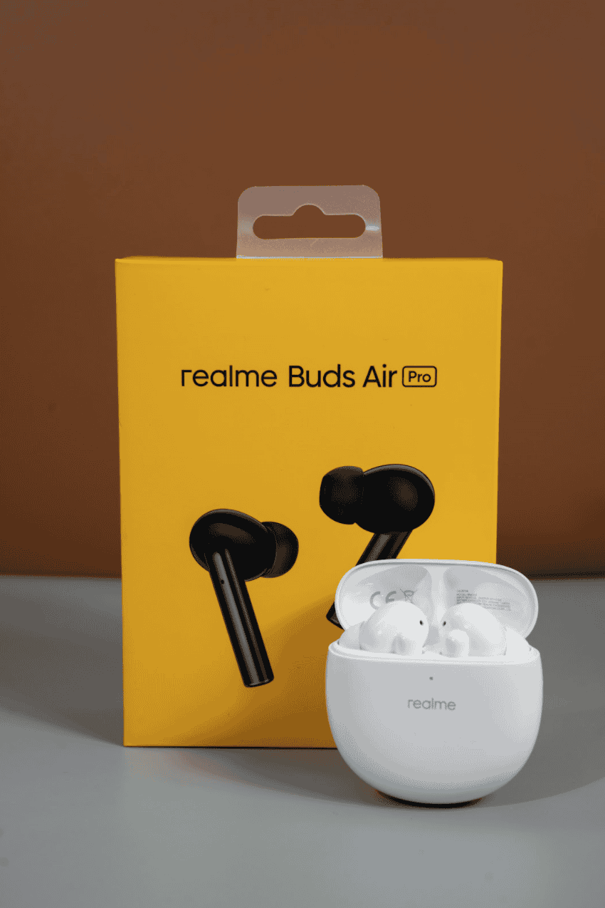 Realme mở bán tai nghe Realme Buds air pro độc quyền tại CellPhone S giá 2,7 triệu  ảnh 2