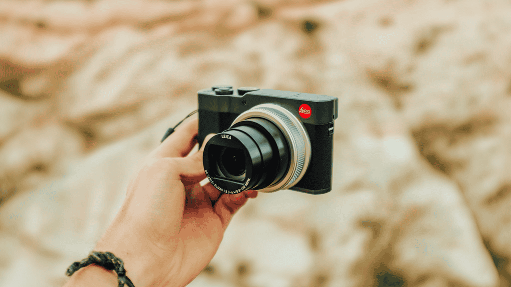 Điểm mặt 5 máy ảnh du lịch đáng mua nhất hè 2019 ảnh 3
