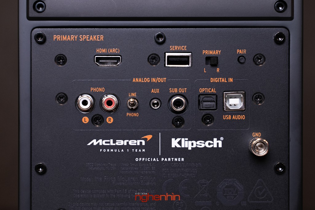Klipsch The Fives phiên bản McLaren Edition - Ngoài hình chất, woofer carbon giá trị, tạo nền bass khác biệt  ảnh 5