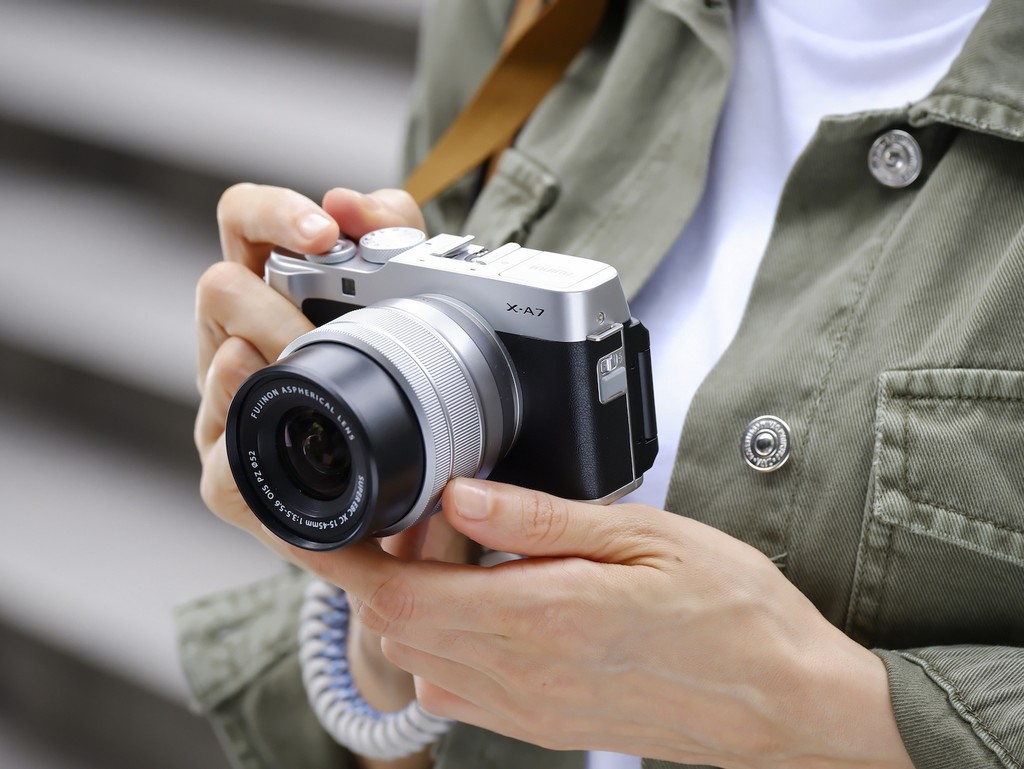 Fujifilm công bố máy ảnh X-A7 cho người mới, giá 700 USD ảnh 1