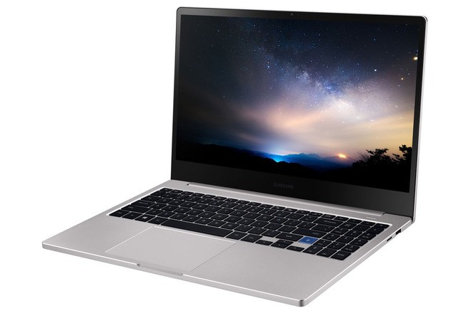 Samsung công bố Notebook 7 và Notebook 7 Force thiết kế tương tự MacBook Pro ảnh 2