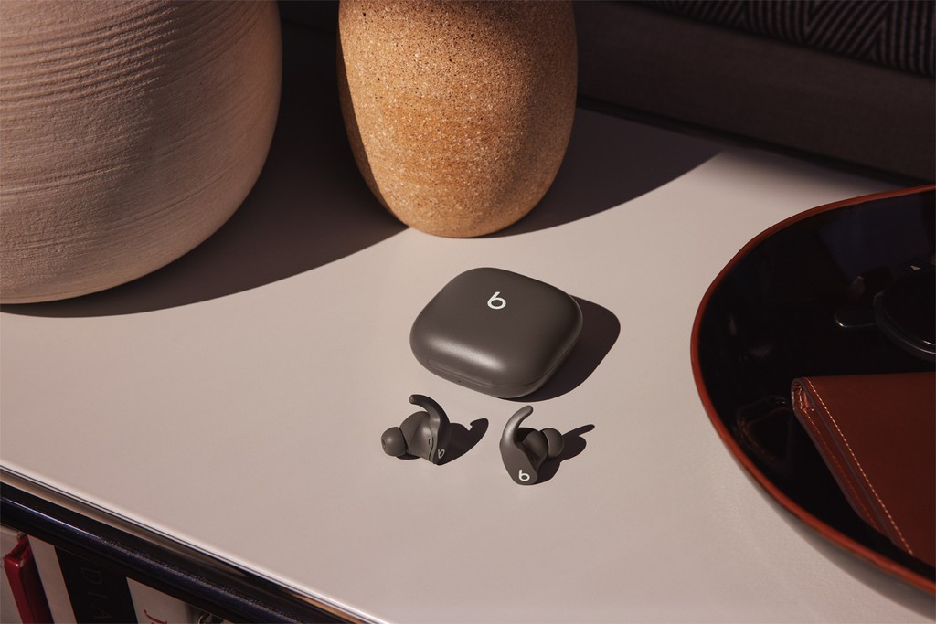 Apple ra mắt tai nghe Beats Fit Pro: chống ồn chủ động, chất âm hơn cả AirPods Pro ảnh 1