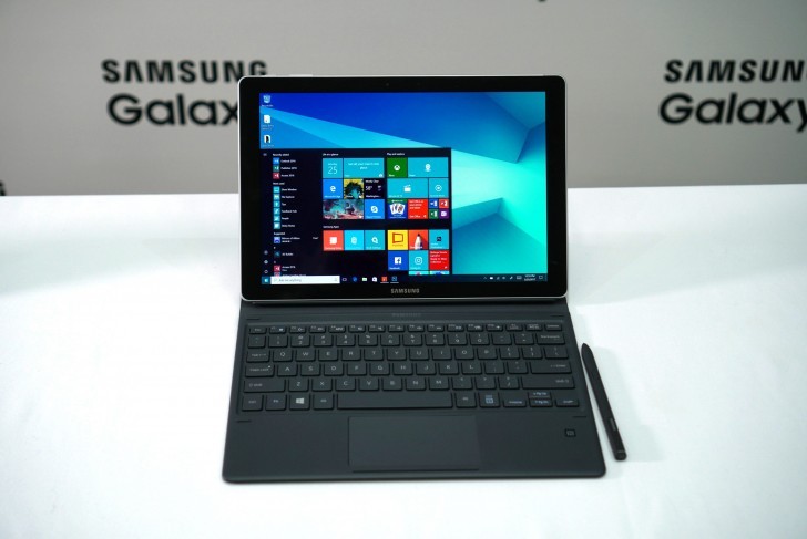 Samsung công bố tablet lai Galaxy Book tại MWC 2017 ảnh 1