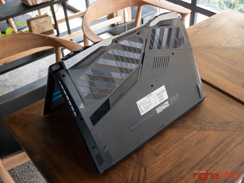 Acer Predator Helios 500: laptop Core i9 đầu tiên bán tại Việt Nam giá 100 triệu ảnh 11