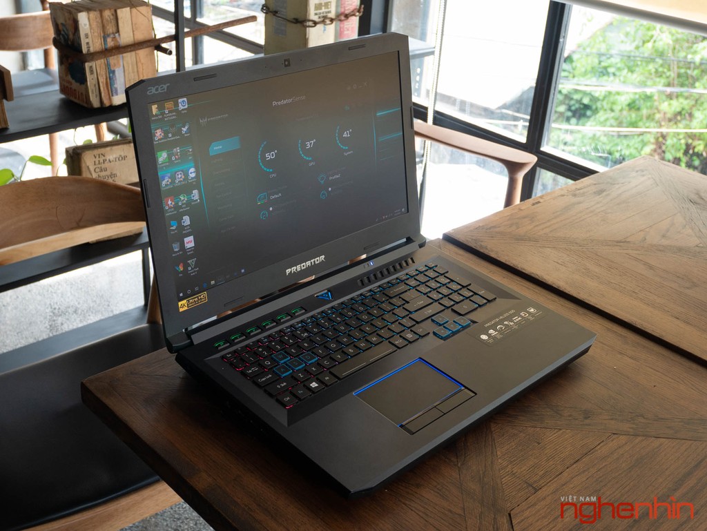 Acer Predator Helios 500: laptop Core i9 đầu tiên bán tại Việt Nam giá 100 triệu ảnh 2