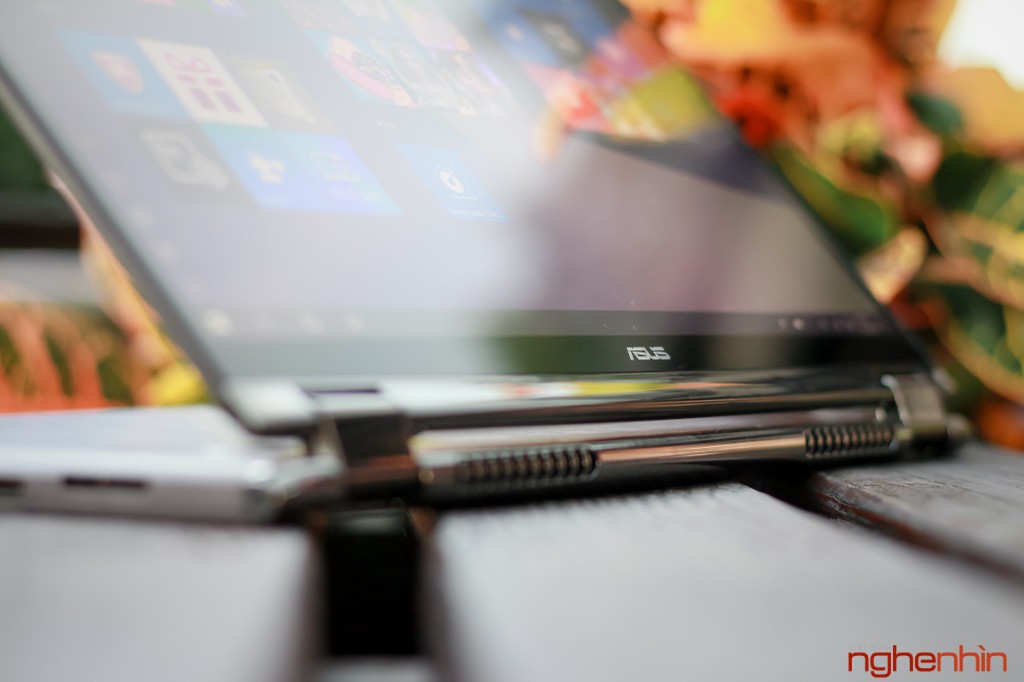 Asus ra mắt laptop xoay gập ZenBook Flip 2018: mỏng, gọn hơn và mạnh hơn ảnh 5