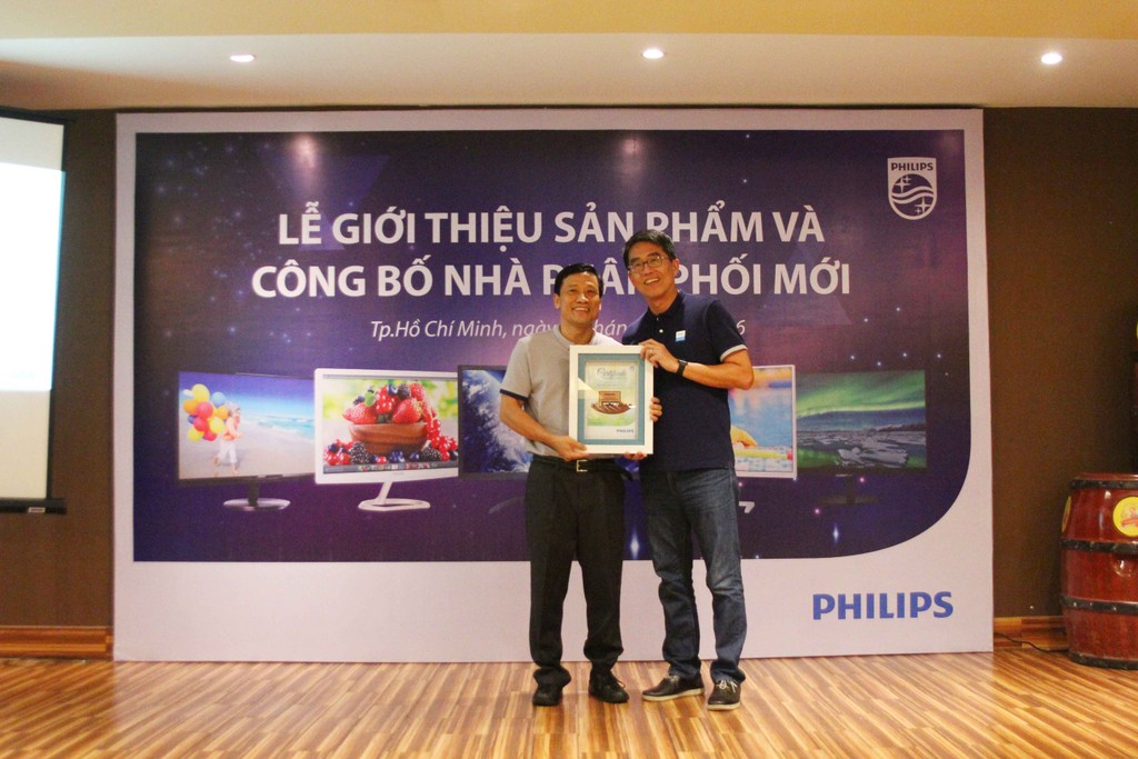 Màn hình bảo vệ mắt Philips lên kệ Việt giá 3,35 triệu ảnh 1