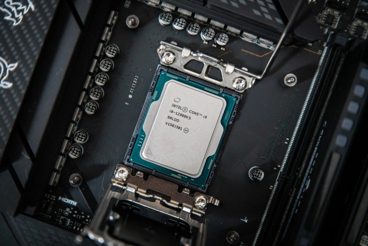 Bộ vi xử lý Intel có thể đắt hơn rất nhiều, mang lại lợi thế cho AMD ảnh 1