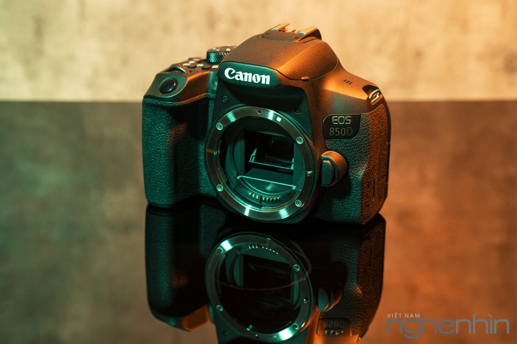 Trải nghiệm & Đánh giá Canon EOS 850D - DSLR “nhập môn” xứng đáng cho người yêu nhiếp ảnh ảnh 2