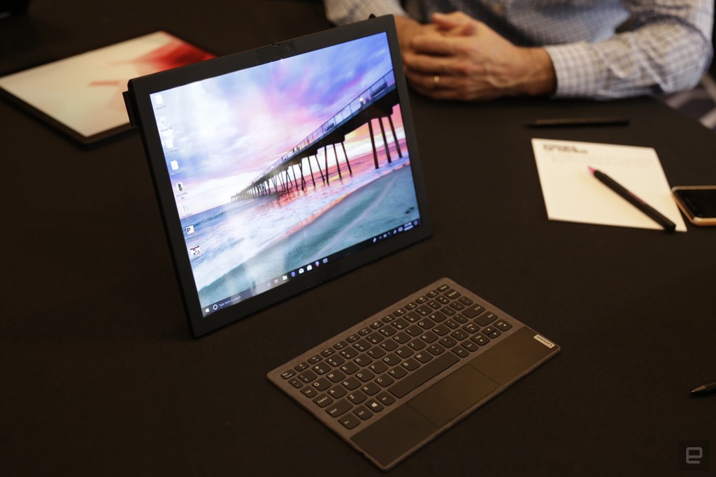 Lenovo giới thiệu laptop màn hình gập đầu tiên trên thế giới ảnh 4