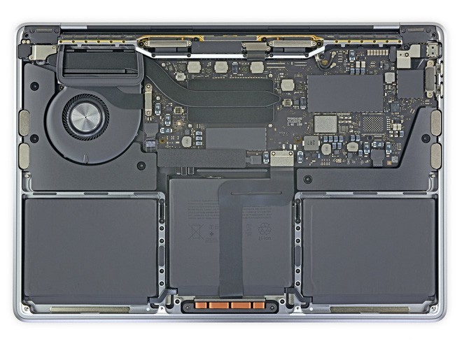 'Mổ xẻ' laptop Macbook Pro 13 inch mới ảnh 1