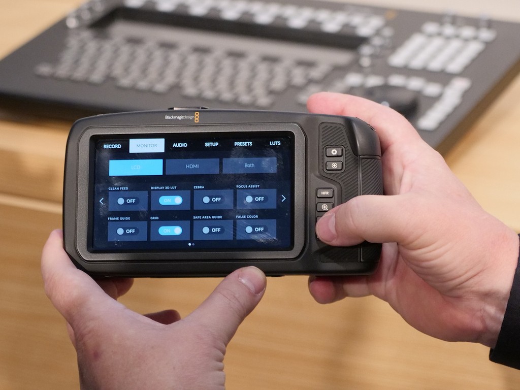 Black Magic Pocket Cinema - Máy quay siêu nhỏ với khả năng quay 4K raw ảnh 3