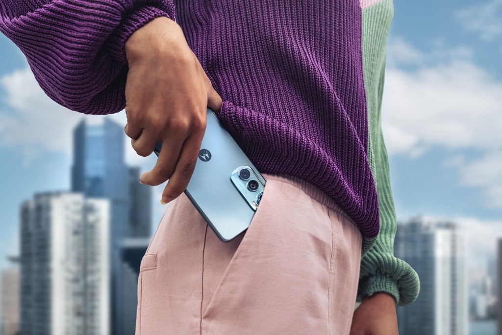 Motorola Edge 30 ra mắt: smartphone 5G mỏng nhất thế giới ảnh 3