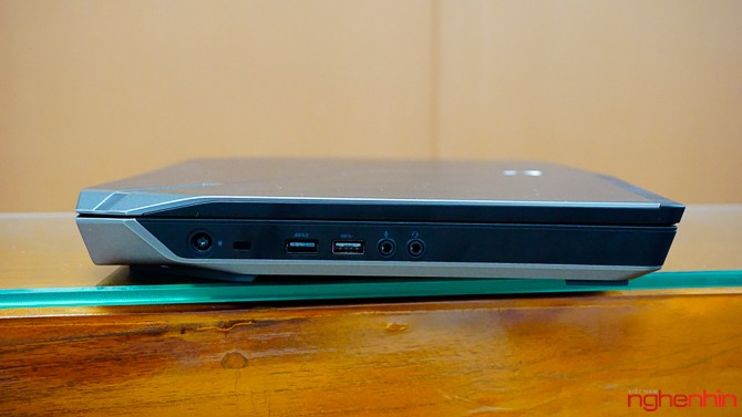 Mở hộp gaming laptop Alienware 15 R2 cấu hình 'khủng' nhất ảnh 10