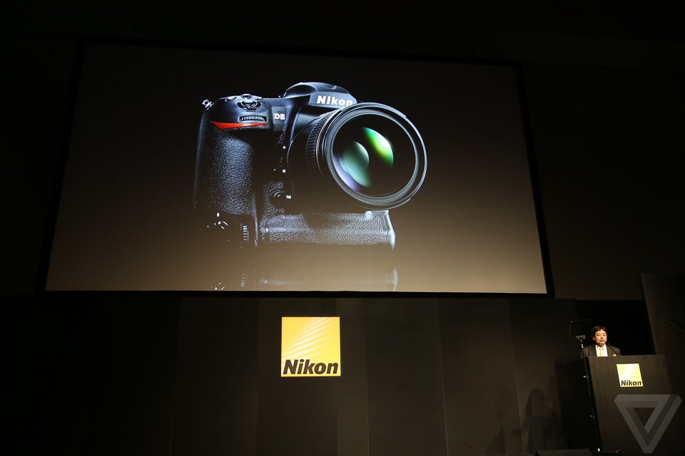 Ra mắt 'khủng long' Nikon D5 quay 4K, chụp nhanh hơn mirrorless ảnh 1